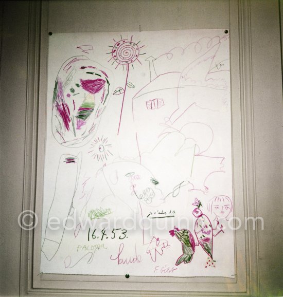 Drawing lesson given by Pablo Picasso to his children Claude Picasso and Paloma Picasso. La Galloise, Vallauris 16.4.1953. - Photo by Edward Quinn