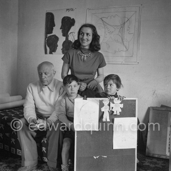 Encouraged by his father, Claude Picasso madeo a portrait of Pablo Picasso, portraying him with a round face, deep furrows on his forehead, a triangle for a nose, and streaks of hair on the sides of his head. La Galloise, Vallauris 16.4.1953. - Photo by Edward Quinn