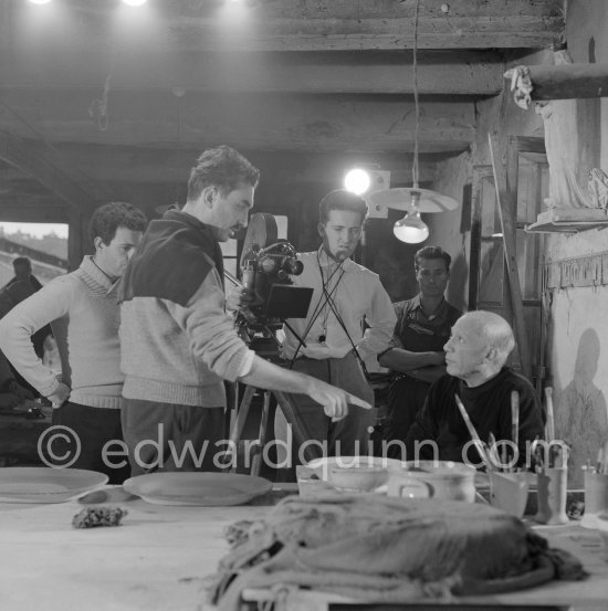 During filming of "Pablo Picasso", director Luciano Emmer, cameraman Giulio Gianini and Pablo Picasso. Madoura pottery, Vallauris 14.10.1953. - Photo by Edward Quinn