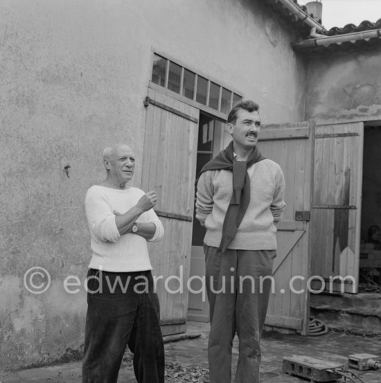 Pablo Picasso and film director Luciano Emmer, Madoura pottery, Vallauris 14./15.10.1953. - Photo by Edward Quinn