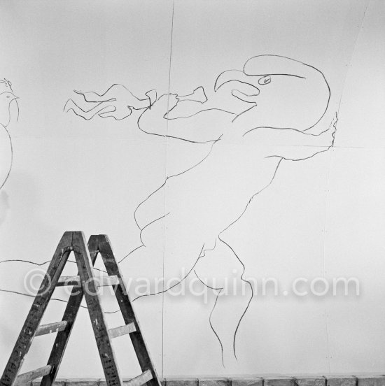 "War and Peace study" drawings on the wall of Chapelle de la Paix (or Temple de la Paix) for the documentary film of Luciano Emmer. (The panels of War and Peace of 1952 were away on exhibition). Vallauris 1953. - Photo by Edward Quinn