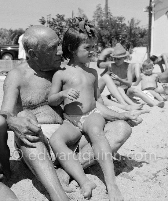 Pablo Picasso with his daughter Paloma Picasso at the beach of Golfe-Juan 1954. - Photo by Edward Quinn