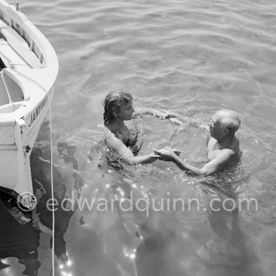 Picasso and Maya. Golfe-Juan 1954. - Photo by Edward Quinn