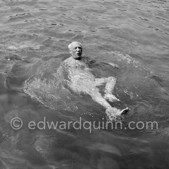 Pablo Picasso swimming. Golfe-Juan 1954. - Photo by Edward Quinn