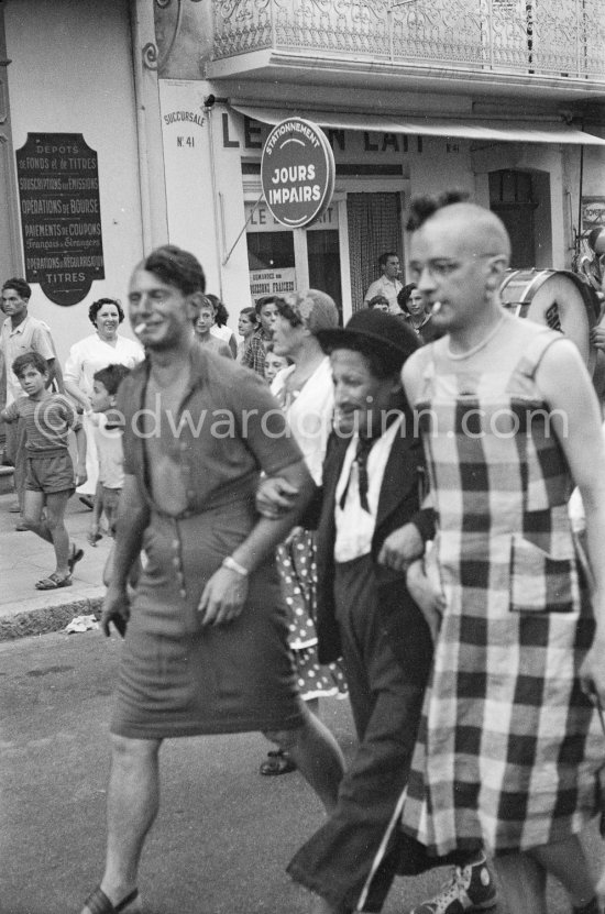 Paulo Picasso and Pierre Baudouin with special haircuts, see Penrose1981, p. 443f. First Corrida of Vallauris, in honor of Pablo Picasso. 1954. - Photo by Edward Quinn