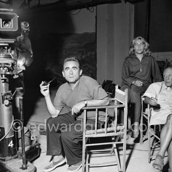 Pablo Picasso, Maya Picasso, Henri-Georges Clouzot. During filming of "Le mystère Picasso". Nice, Studios de la Victorine 1955. - Photo by Edward Quinn