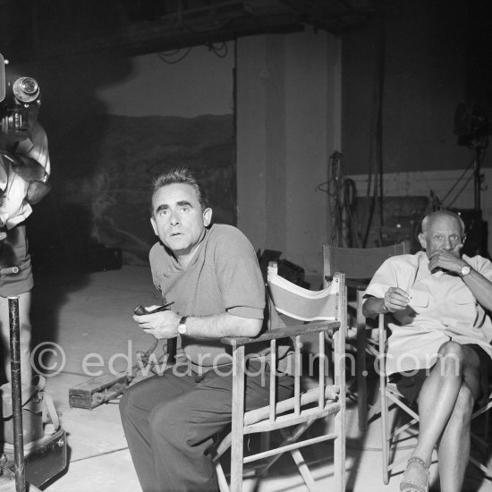 Pablo Picasso and Henri-Georges Clouzot. During filming of "Le mystère Picasso". Nice, Studios de la Victorine 1955. - Photo by Edward Quinn