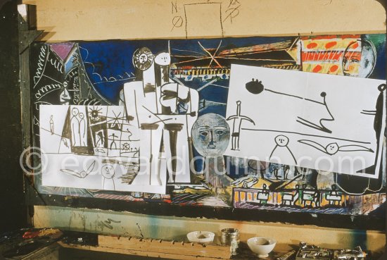 The making of "La plage à la Garoupe I" for the film "Le mystère Picasso". Nice, Studios de la Victorine, 1955. - Photo by Edward Quinn