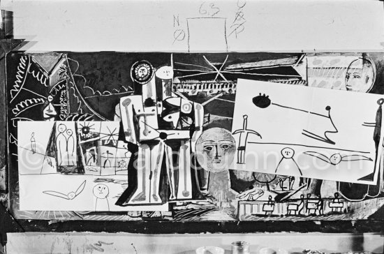 The making of "La plage à la Garoupe I" for the film "Le mystère Picasso". Nice, Studios de la Victorine, 1955. - Photo by Edward Quinn