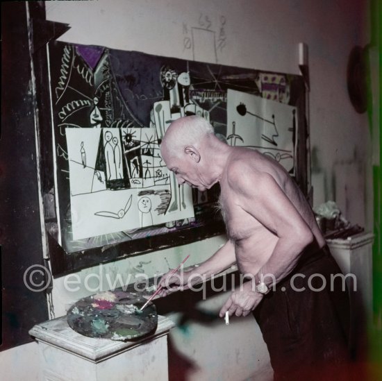 Pablo Picasso painting "La plage à la Garoupe I" for the film "Le mystère Picasso". Nice, Studios de la Victorine, 1955. - Photo by Edward Quinn
