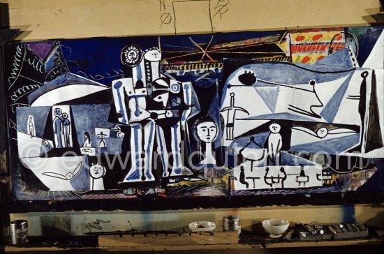 The making of "La plage à la Garoupe I" for the film "Le mystère Picasso". Nice, Studios de la Victorine, 1955. - Photo by Edward Quinn