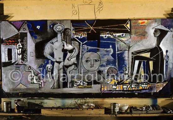 The making of "La plage à la Garoupe I" for the film "Le mystère Picasso". Nice, Studios de la Victorine, 1955. - Photo by Edward Quinn