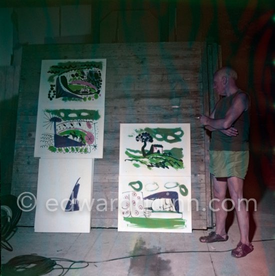 Pablo Picasso. "Le mystère Picasso", Nice, Studios de la Victorine 1955. - Photo by Edward Quinn