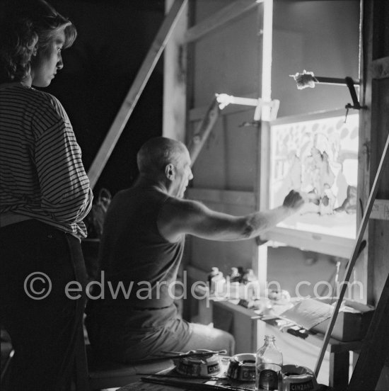 Pablo Picasso and Maya Picasso. "Le mystère Picasso", Nice, Studios de la Victorine 1955. - Photo by Edward Quinn