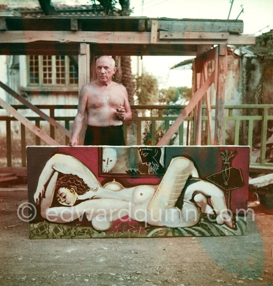 Pablo Picasso during filming of "Le mystère Picasso". Nice, Studios de la Victorine, 1955. - Photo by Edward Quinn