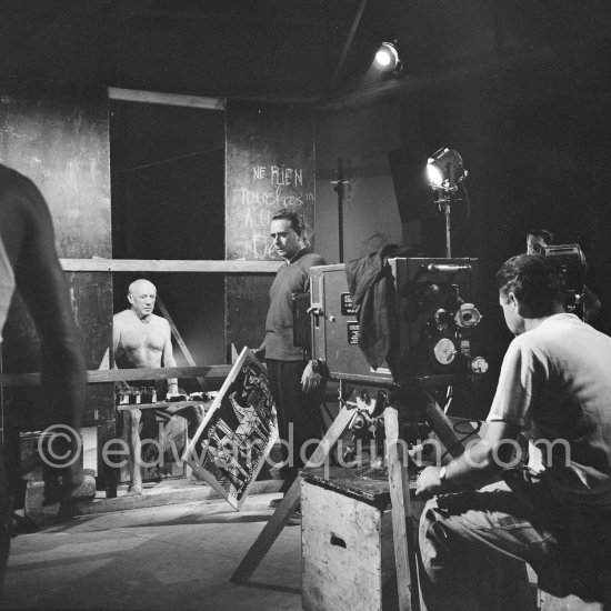 Pablo Picasso and Henri-Georges Clouzot. "Le mystère Picasso". Nice, Studios de la Victorine, 1955. - Photo by Edward Quinn