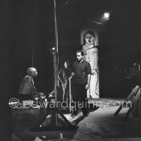 Pablo Picasso and Henri-Georges Clouzot. "Le mystère Picasso". Nice, Studios de la Victorine, 1955. - Photo by Edward Quinn