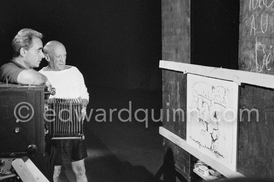 Pablo Picasso and Henri-Georges Clouzot. "Le mystère Picasso", Nice, Studios de la Victorine 1955. - Photo by Edward Quinn