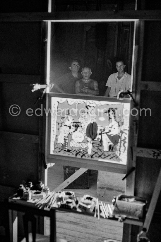 Pablo Picasso and Henri-Georges Clouzot during filming of "Le mystère Picasso". Nice, Studios de la Victorine, 1955. - Photo by Edward Quinn