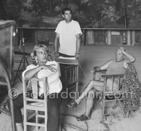 Pablo Picasso, his daughter Maya Picasso, Francisco Reina "El Minuni” , banderillero andaluz. "Le mystère Picasso”, Nice, Studios de la Victorine 1955. - Photo by Edward Quinn