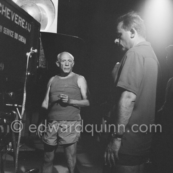 Pablo Picasso and Henri-Georges Clouzot. "Le mystère Picasso", Nice, Studios de la Victorine 1955. - Photo by Edward Quinn