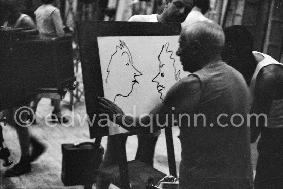 Pablo Picasso at work. "Le mystère Picasso", Nice, Studios de la Victorine 1955. - Photo by Edward Quinn