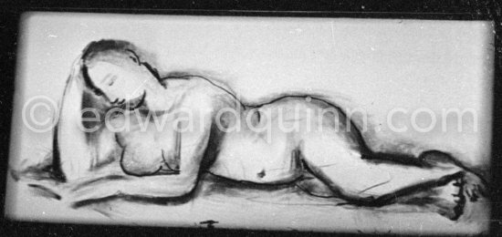 During filming of "Le mystère Picasso". Nice, Studios de la Victorine, 1955. - Photo by Edward Quinn