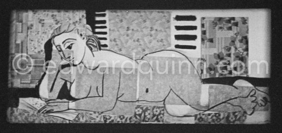 During filming of "Le mystère Picasso". Nice, Studios de la Victorine, 1955. - Photo by Edward Quinn