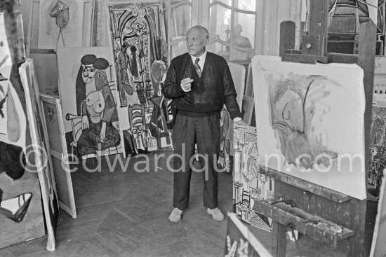 Pablo Picasso at La Californie, Cannes 1955. - Photo by Edward Quinn