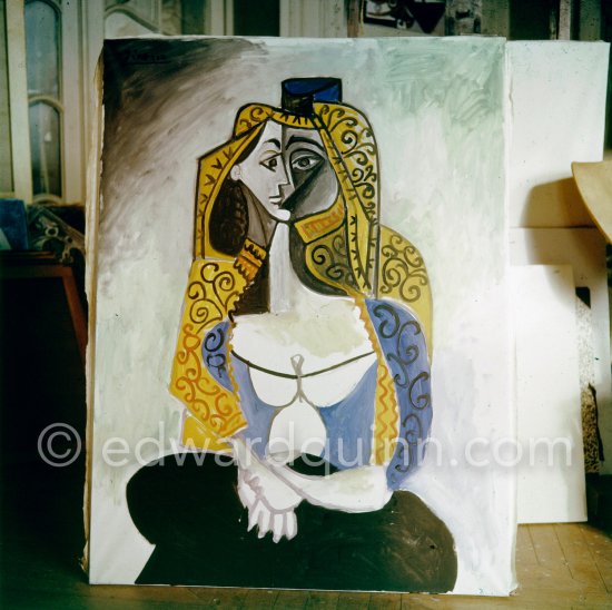 La Californie, Cannes, November 1955. - Photo by Edward Quinn