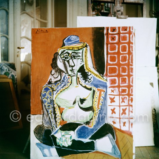 La Californie, Cannes, November 1955. - Photo by Edward Quinn