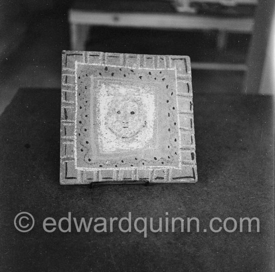 "Exposition Internationale Céramique". Cannes 1955. - Photo by Edward Quinn