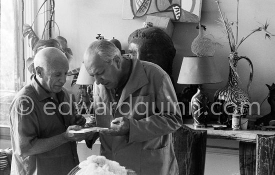 Pablo Picasso and Alberto Magnelli. La Californie, Cannes 1956. - Photo by Edward Quinn