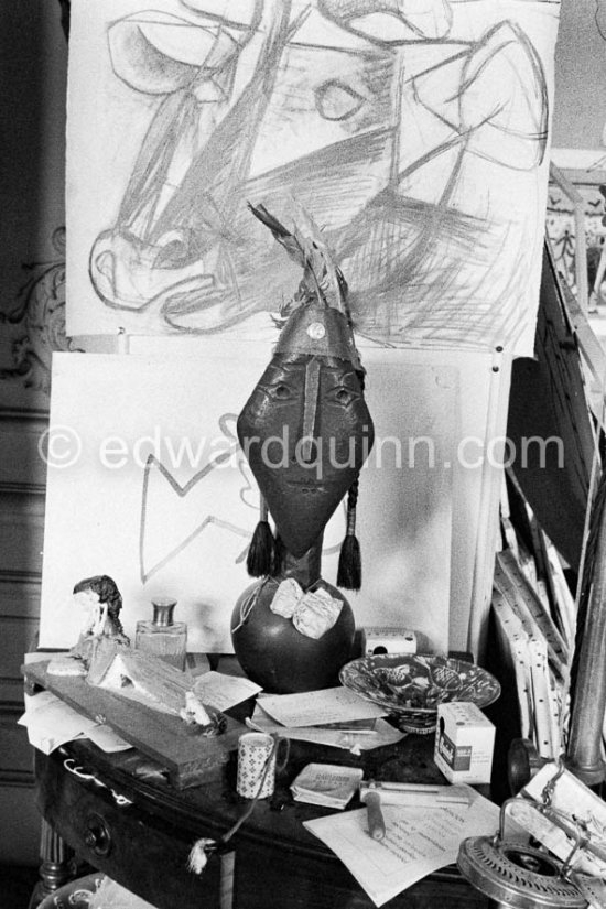 La Californie, Cannes 1956. (see also Pic570147) - Photo by Edward Quinn