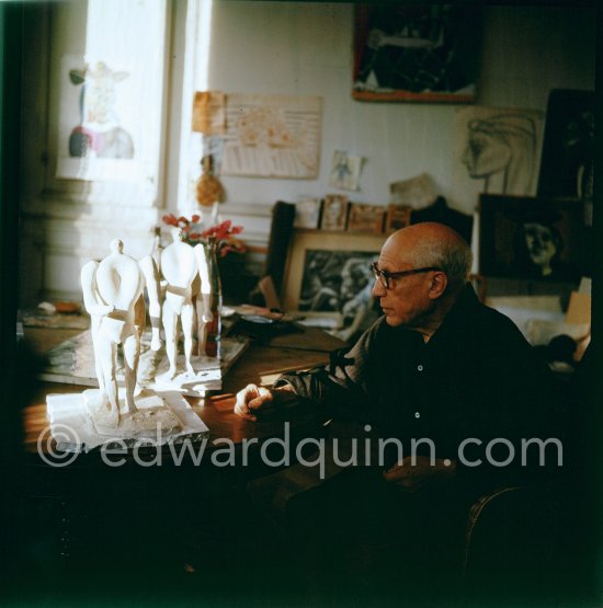 Pablo Picasso working on two plasters of "Centaure". La Californie, Cannes 1956. - Photo by Edward Quinn