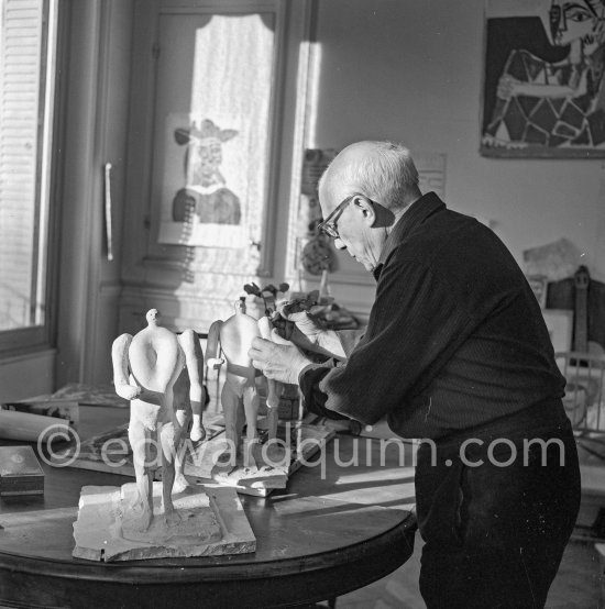Pablo Picasso working on two plasters of "Centaure". La Californie, Cannes 1956. - Photo by Edward Quinn