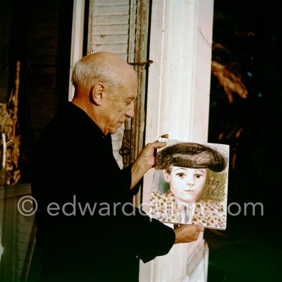 Pablo Picasso with "Claude Picasso en torero". La Californie, Cannes 1956. see also b/w Pic560166 - Photo by Edward Quinn