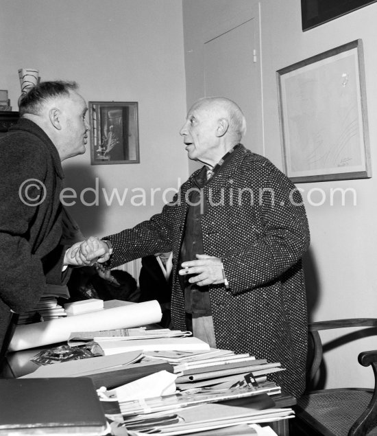 Pablo Picasso and Maurice Thorez at a private viewing of his book illustrations in the Matarasso gallery in Nice. "Pablo Picasso. Un Demi-Siècle de Livres Illustrés". Galerie H. Matarasso. Nice 21.12.1956-31.1.1957. Nice 1956. - Photo by Edward Quinn