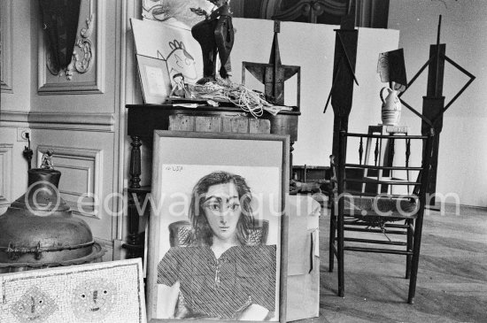 La Californie, Cannes 1957. - Photo by Edward Quinn