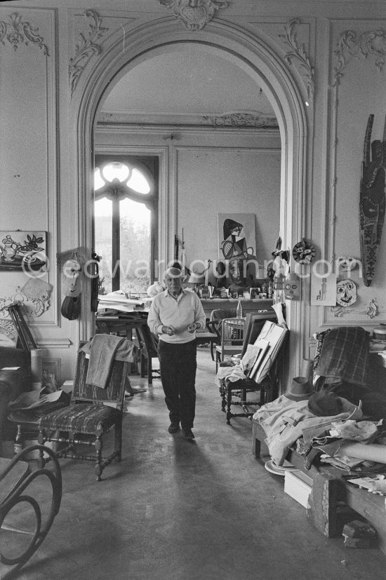 Pablo Picasso at his Villa La Californie, Cannes 1957. - Photo by Edward Quinn