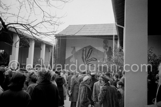 Unveiling of mural "The Fall of Icarus" ("La chute d'Icare") for the conference hall of UNESCO building in Paris. The mural is made up of forty wooden panels. Initially titled "The Forces of Life and the Spirit Triumphing over Evil", the composition was renamed in 1958 by George Salles, who preferred the current title, "The Fall of Icarus" ("La chute d'Icare"). Vallauris, 29 March 1958. - Photo by Edward Quinn