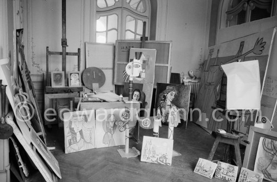 La Californie, Cannes 1959. - Photo by Edward Quinn