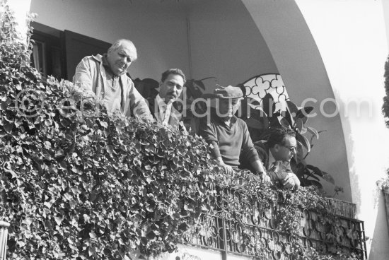 Alberto Magnelli, Michele Sapone, Pablo Picasso, Renato Guttuso. During filming of "Le Testament d’Orphée", film of Jean Cocteau. At Villa Santo Sospir of Francine Weisweiller. Saint-Jean-Cap-Ferrat 1959. - Photo by Edward Quinn