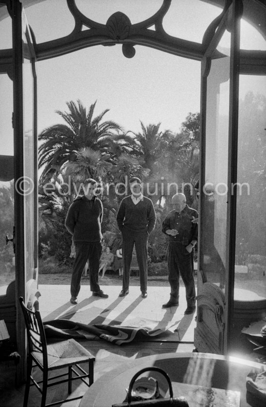 Pablo Picasso, Luis Miguel Dominguin and Paulo Picasso. La Californie, Cannes 1959. - Photo by Edward Quinn