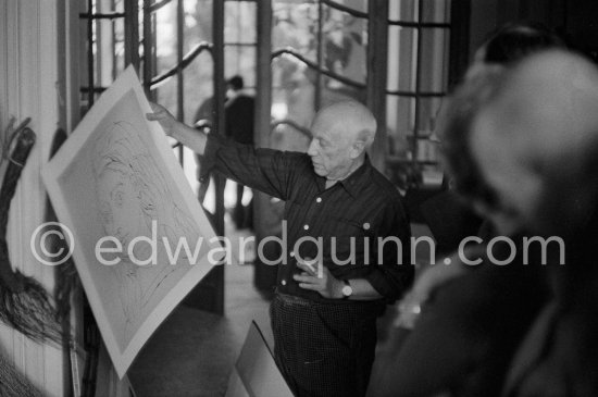 Pablo Picasso. La Californie, Cannes 1959. - Photo by Edward Quinn