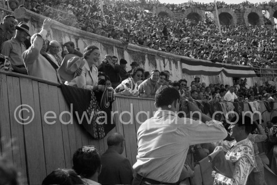 Luis Miguel Dominguin chatting with Pablo Picasso and Jacqueline before the fight. Corrida Arles 1960. - Photo by Edward Quinn