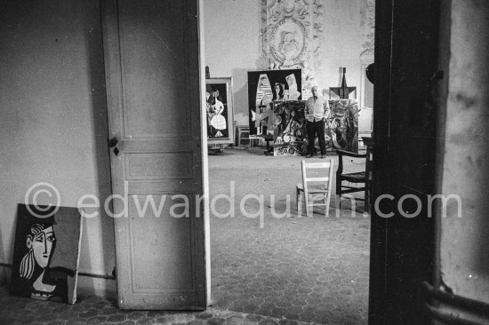 Pablo Picasso at Château de Vauvenargues 1960. - Photo by Edward Quinn