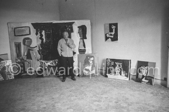 Pablo Picasso at Château de Vauvenargues 1960. - Photo by Edward Quinn