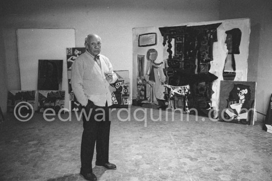 Pablo Picasso at Château de Vauvenargues 1960. - Photo by Edward Quinn