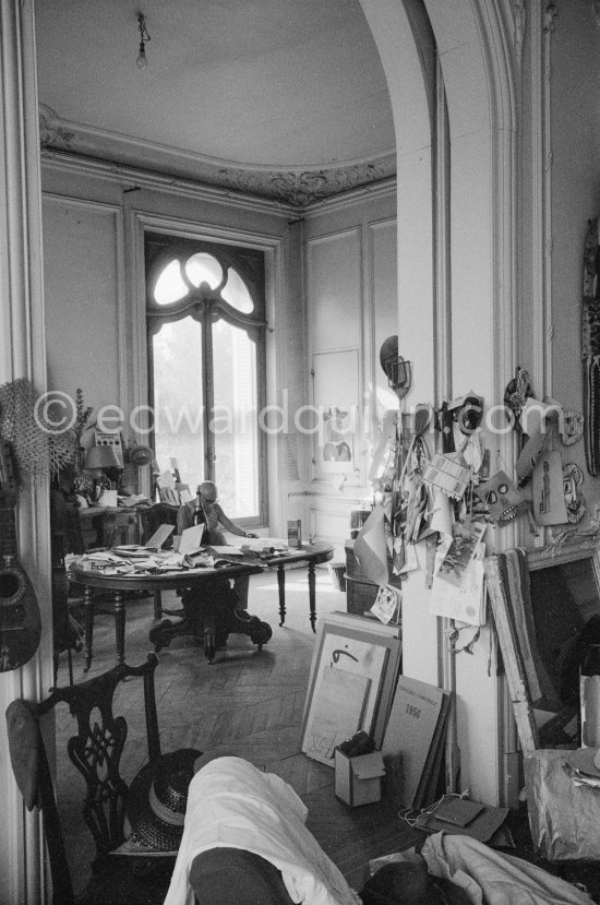 Pablo Picasso at La Californie, Cannes 8.9.1960. - Photo by Edward Quinn